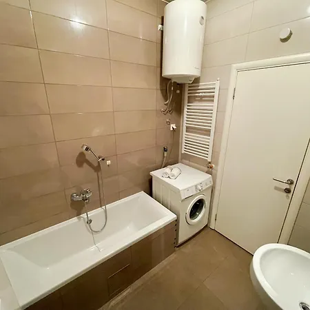 Apartament Apartman 116 *