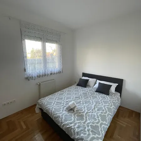 Apartman 116 *